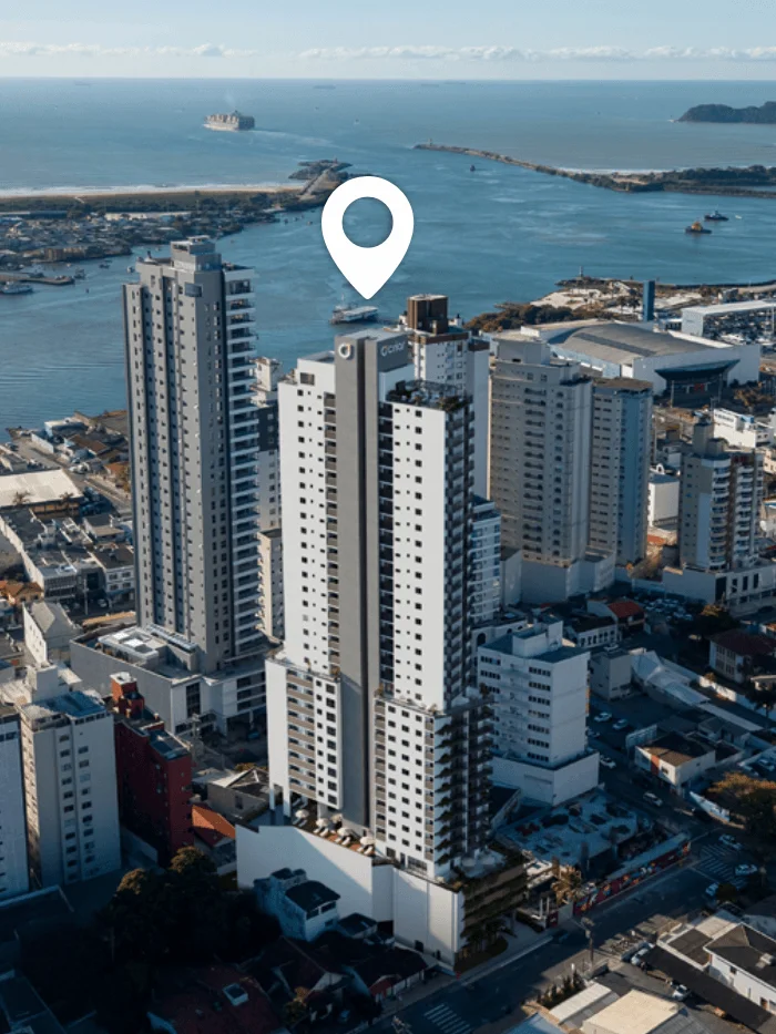 Localização do Bothanic em Itajaí, vista aérea com o rio e o mar ao fundo